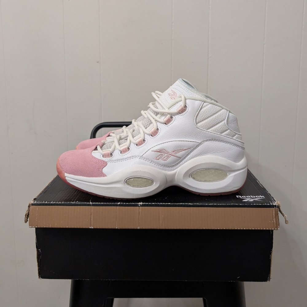 Reebok White Iverson Question Mid Pink Toe Size 10 Used